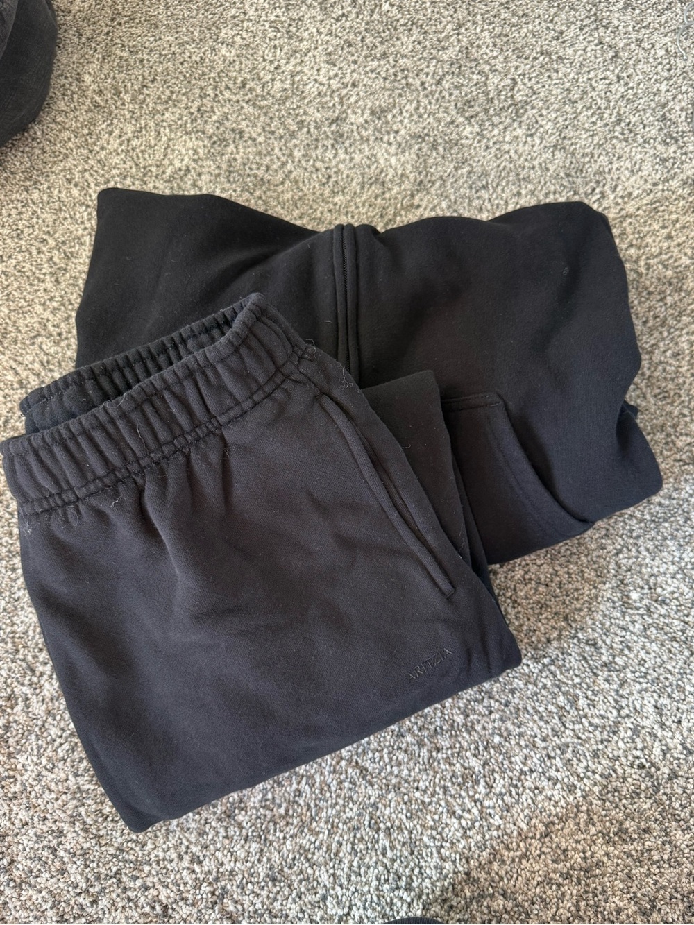 Aritzia Black sweatset